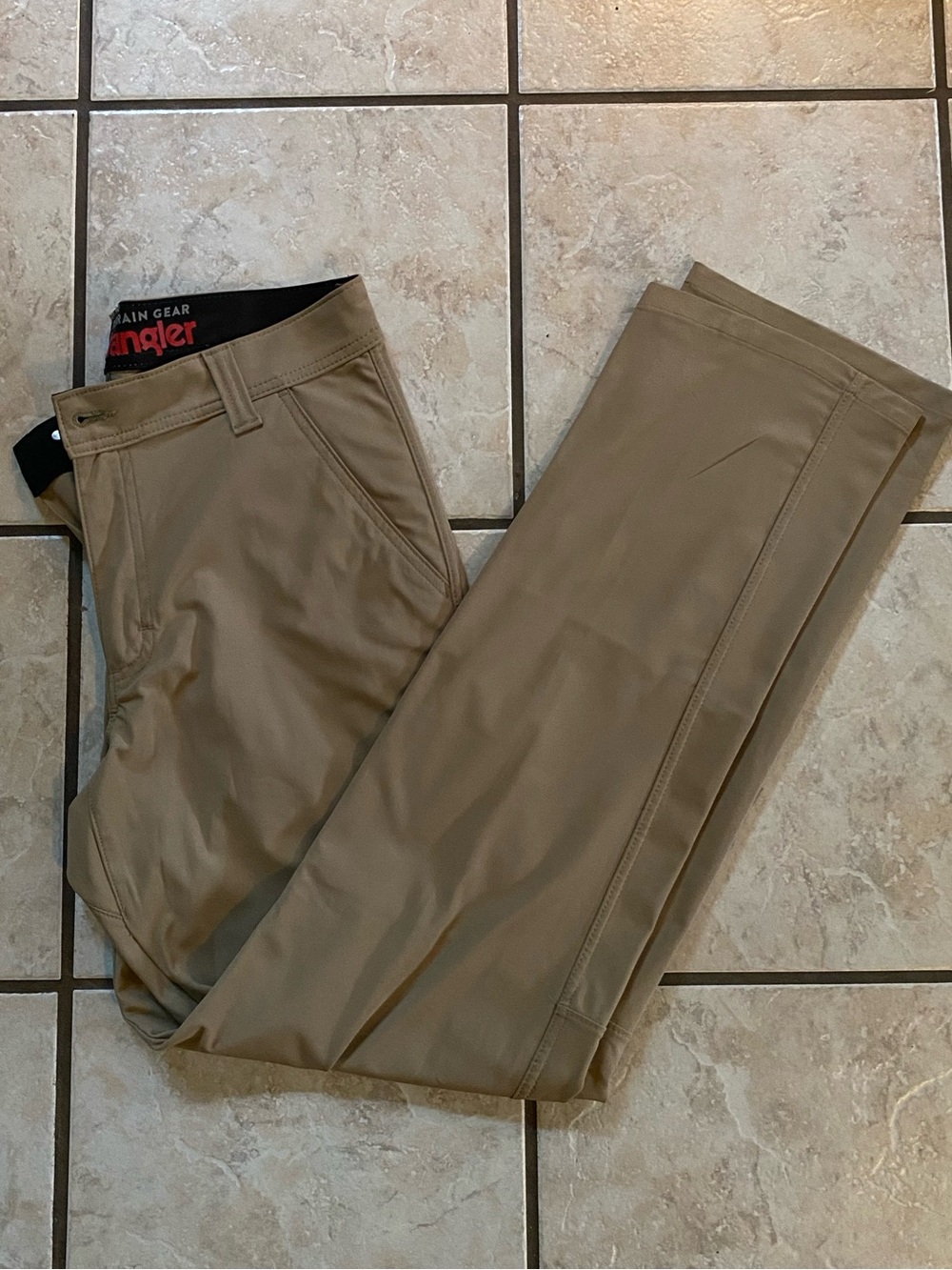Wrangler Khaki Men’s Chino Pants